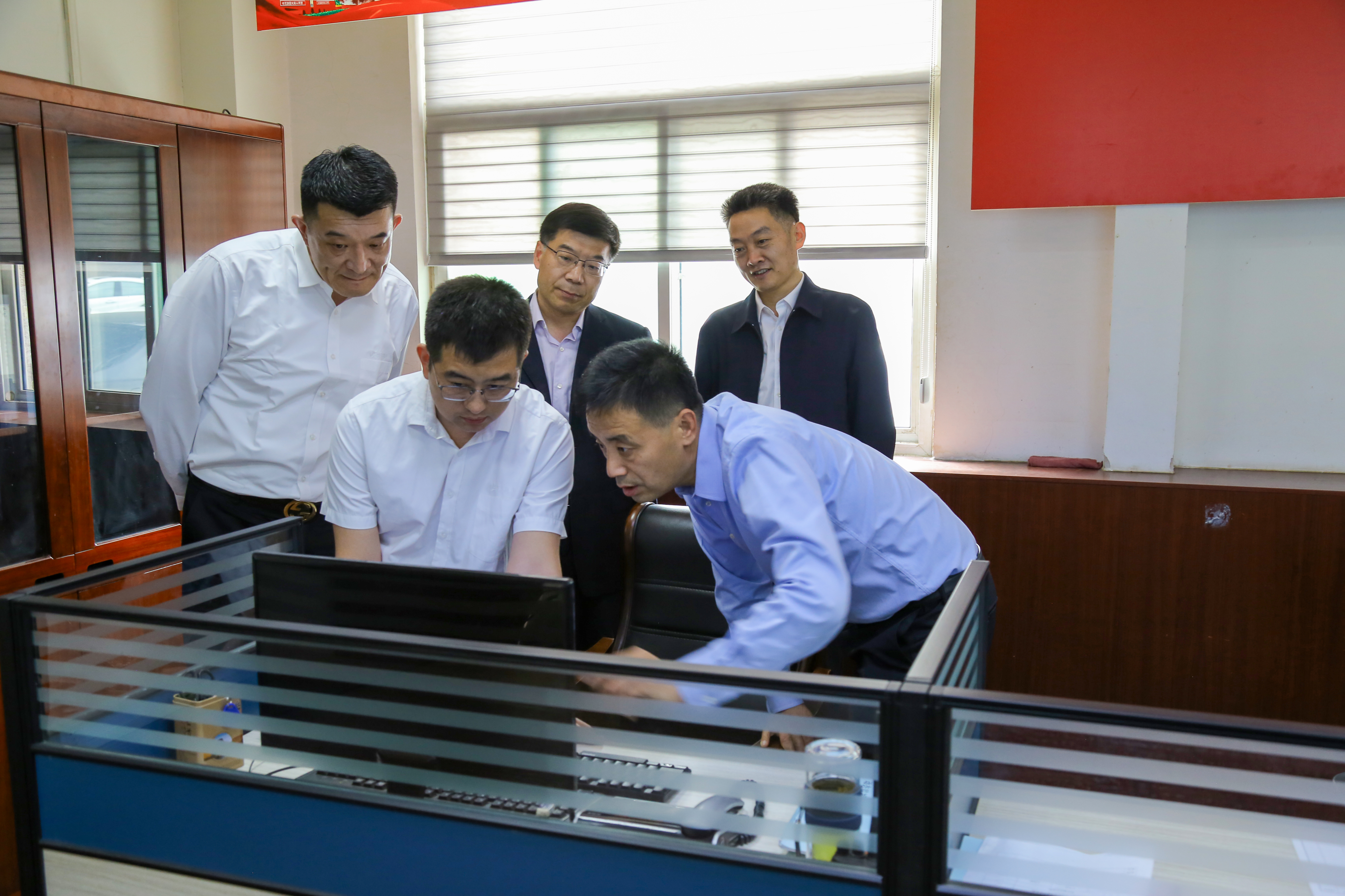 648128798f91b4bac6351f2fe05f9dda.jpg 648128798f91b4bac6351f2fe05f9dda.jpg